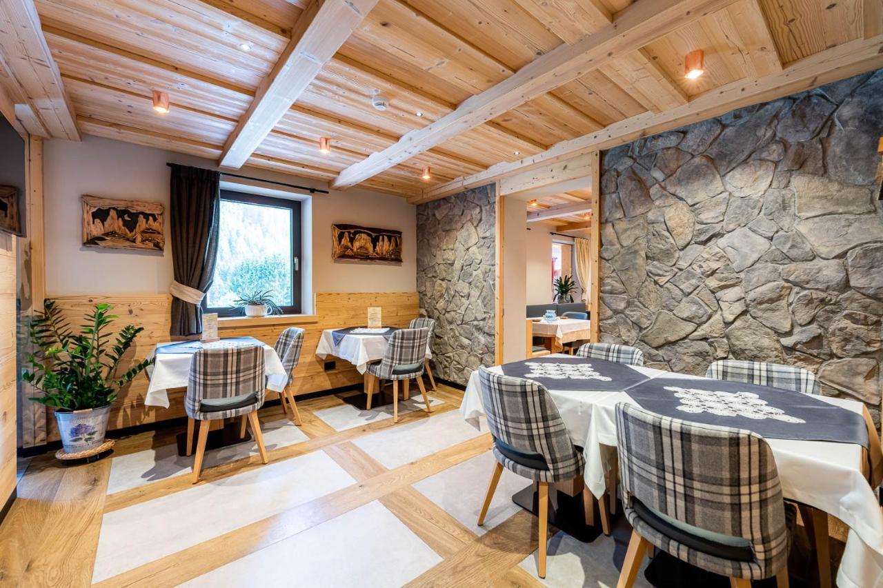 Garni Letizia Bed & Breakfast กัมปีเตลโลดีฟัสซา ภายนอก รูปภาพ